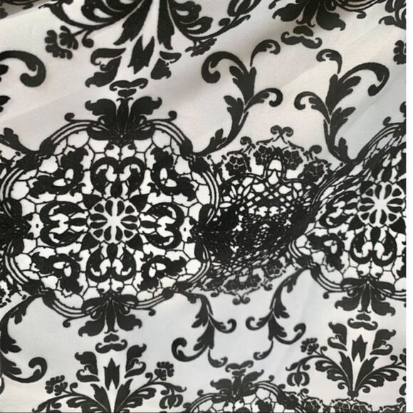 Haute Monde black & white floral Print Mini Dress - Picture 3 of 9